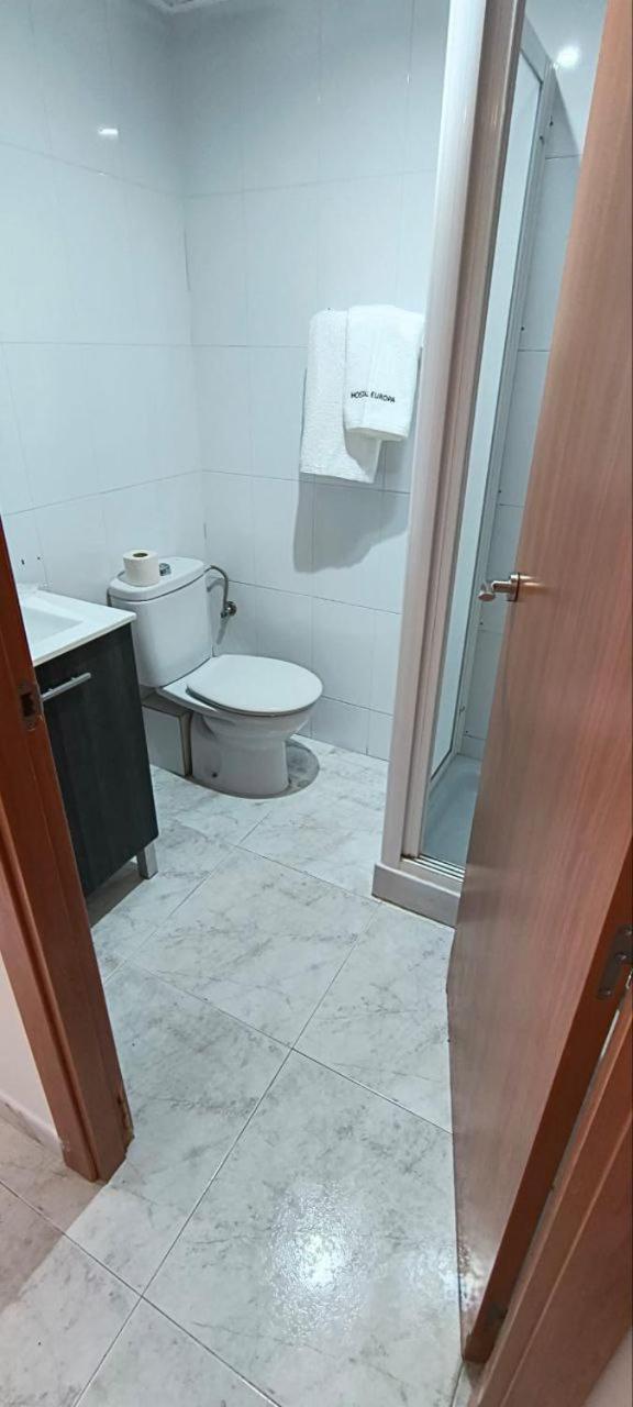 Hostal Europa Таррагона Экстерьер фото